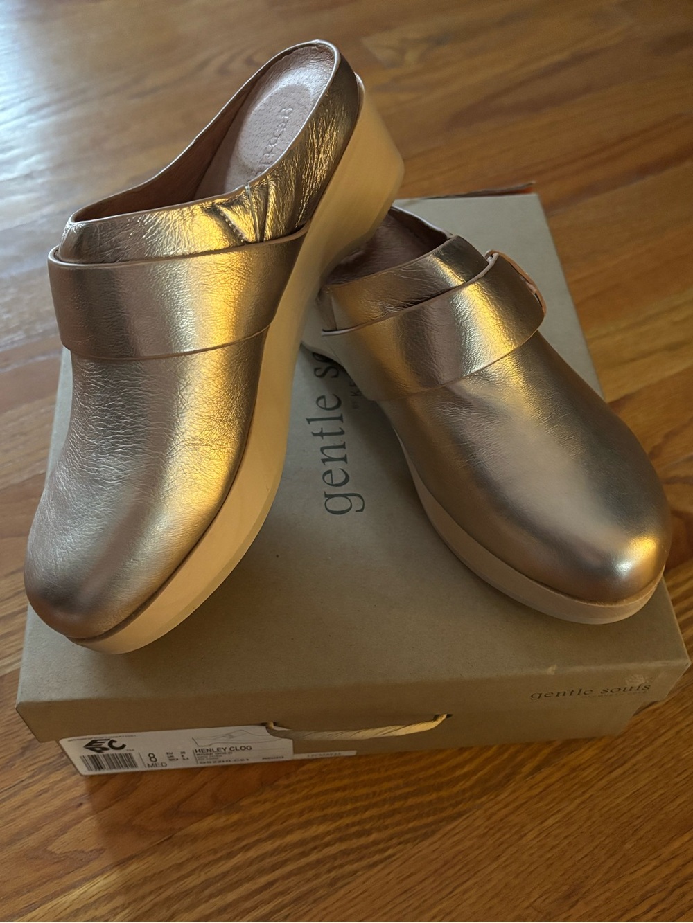 Gentle Souls by Kenneth Cole Women’s Rose Gold Slip-On Clog